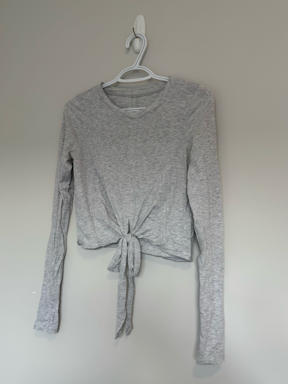 Lululemon Time to Restore Long Sleeve
Heathered Ultra Light Grey